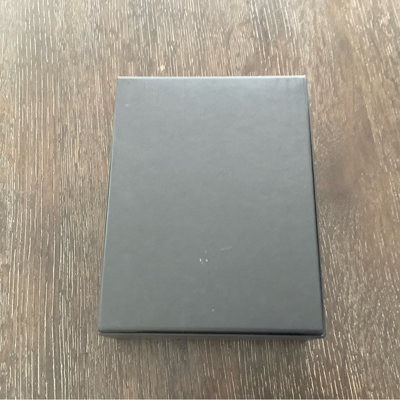 Authentic Gucci box - Picture 3 of 3